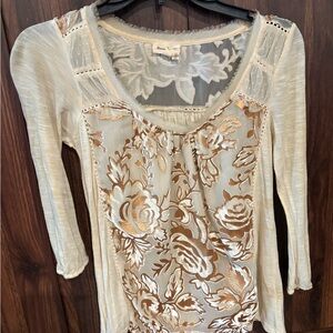 NWOT Meadow Rue Cream and Gold Floral Blouse